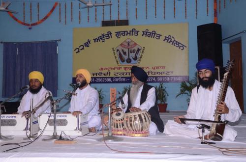 Adutti Gurmat Sangeet Samellan 2013 (7)