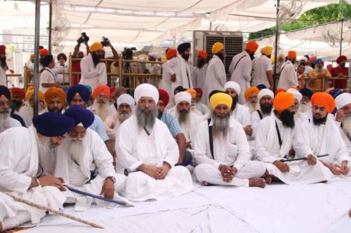 Sant Baba Sucha Singh ji honoured from Akal Takhat Sahib, award received by Sant Baba Amir Singh ji (4)
