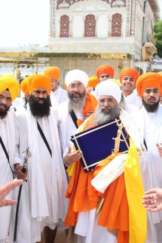 Sant Baba Sucha Singh ji honoured from Akal Takhat Sahib, award received by Sant Baba Amir Singh ji (40)