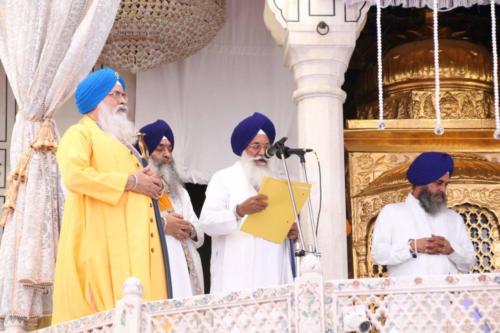 Sant Baba Sucha Singh ji honoured from Akal Takhat Sahib, award received by Sant Baba Amir Singh ji (9)